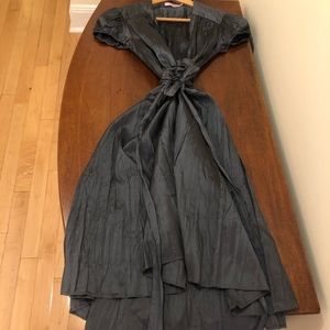 Calypso, size 0, Short Sleeve 100% Silk Wrap Dress